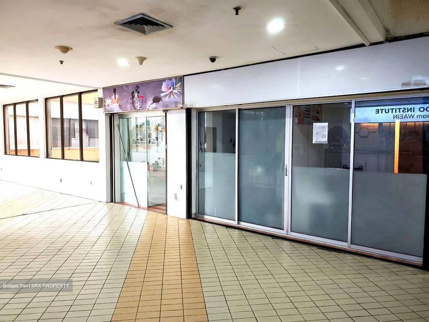Upper Serangoon Shopping Centre (D19), Shop House #559562761